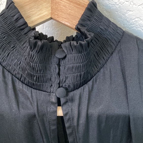 Express Top - Picture 3 of 6